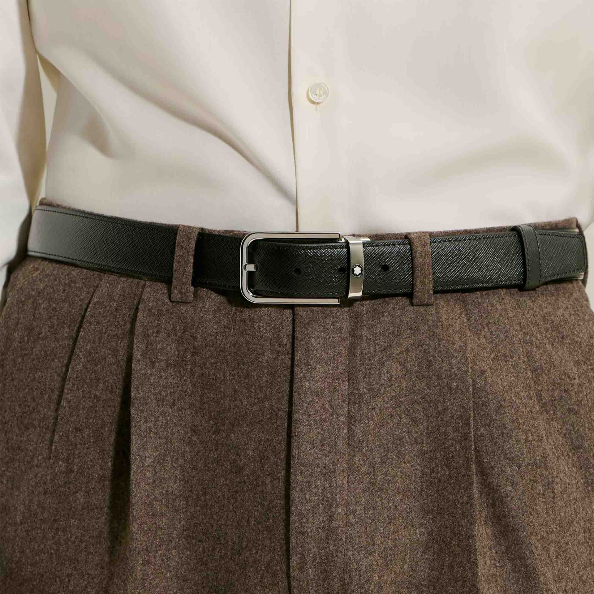 Montblanc Cintura Reversibile 30 mm in Pelle Sartorial Nera/Ebano con Fibbia Rettangolare  223413