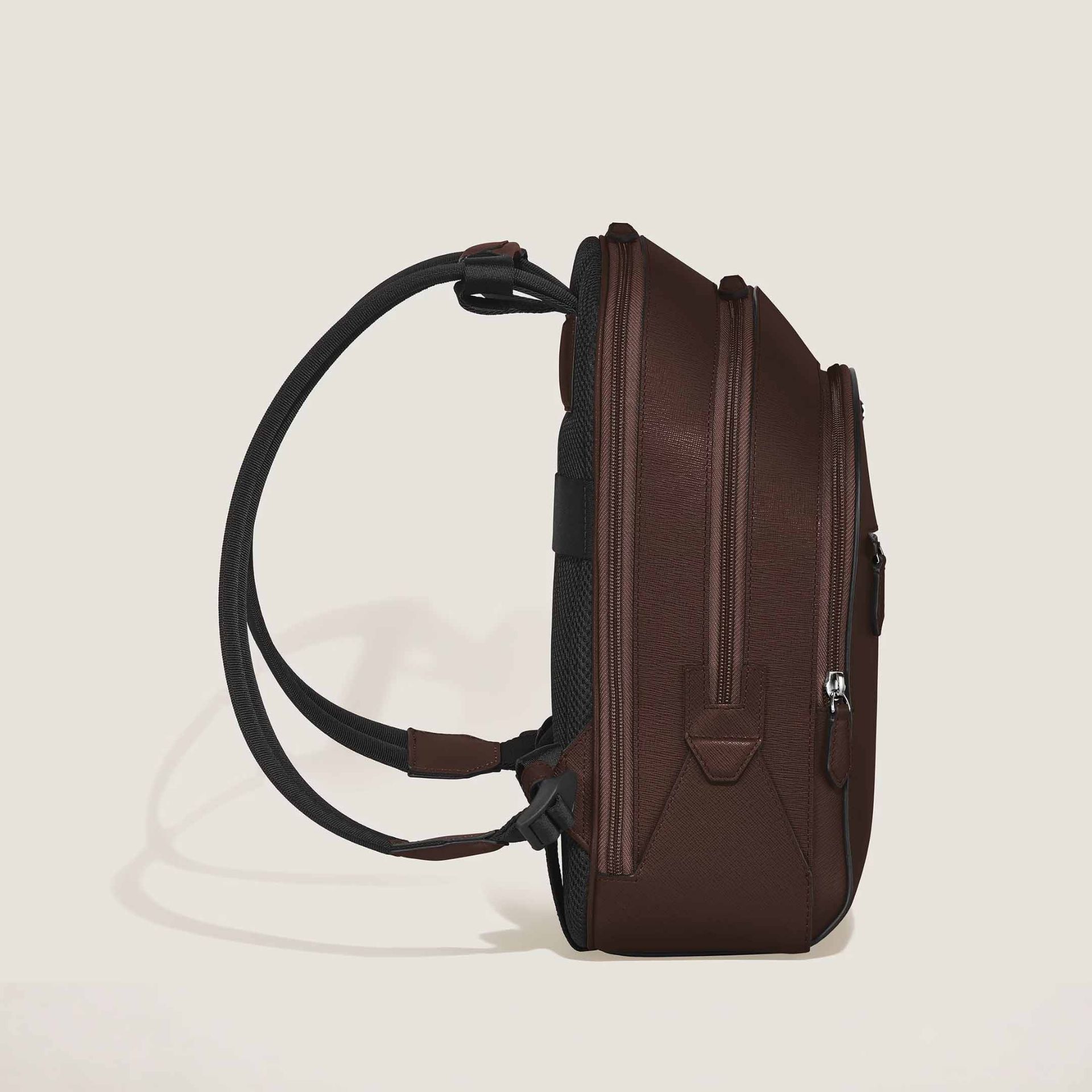 Montblanc Zaino Modello Medio con 3 Compartimenti in Pelle Sartorial Ebano  222929