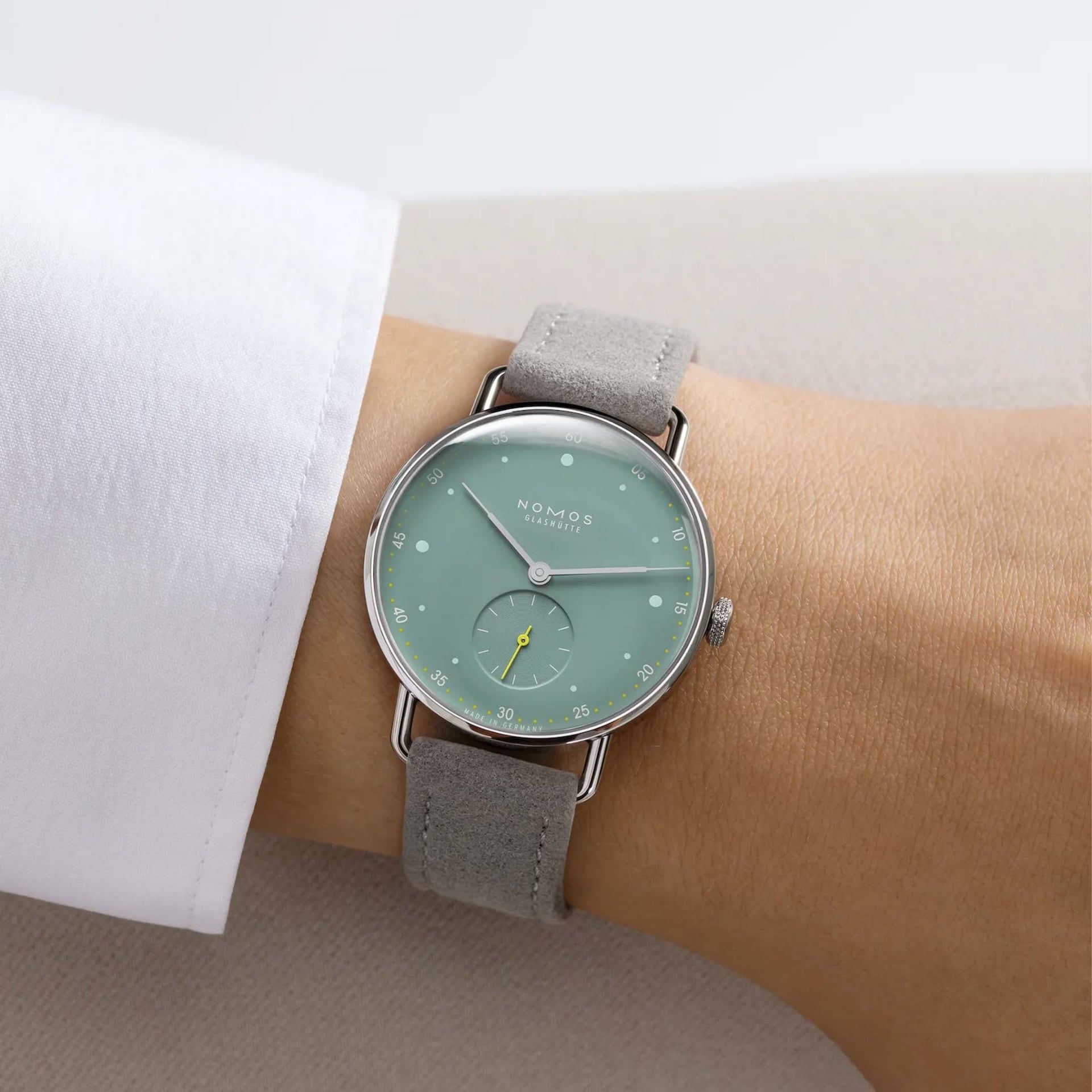 NOMOS Glashütte Metro 33 Sage 33 MM 1124