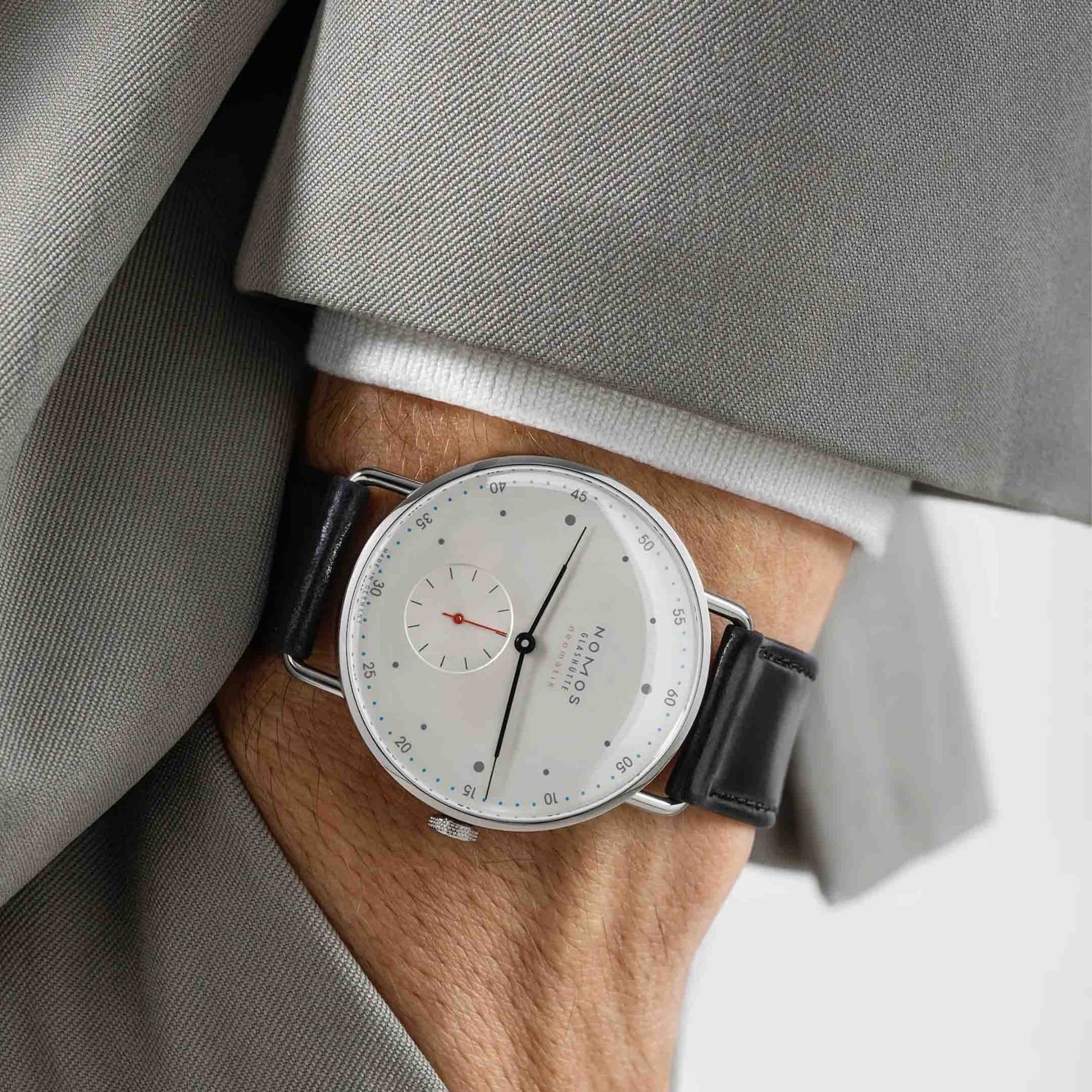NOMOS Glashütte Metro Neomatik 39 38.5 MM 1113