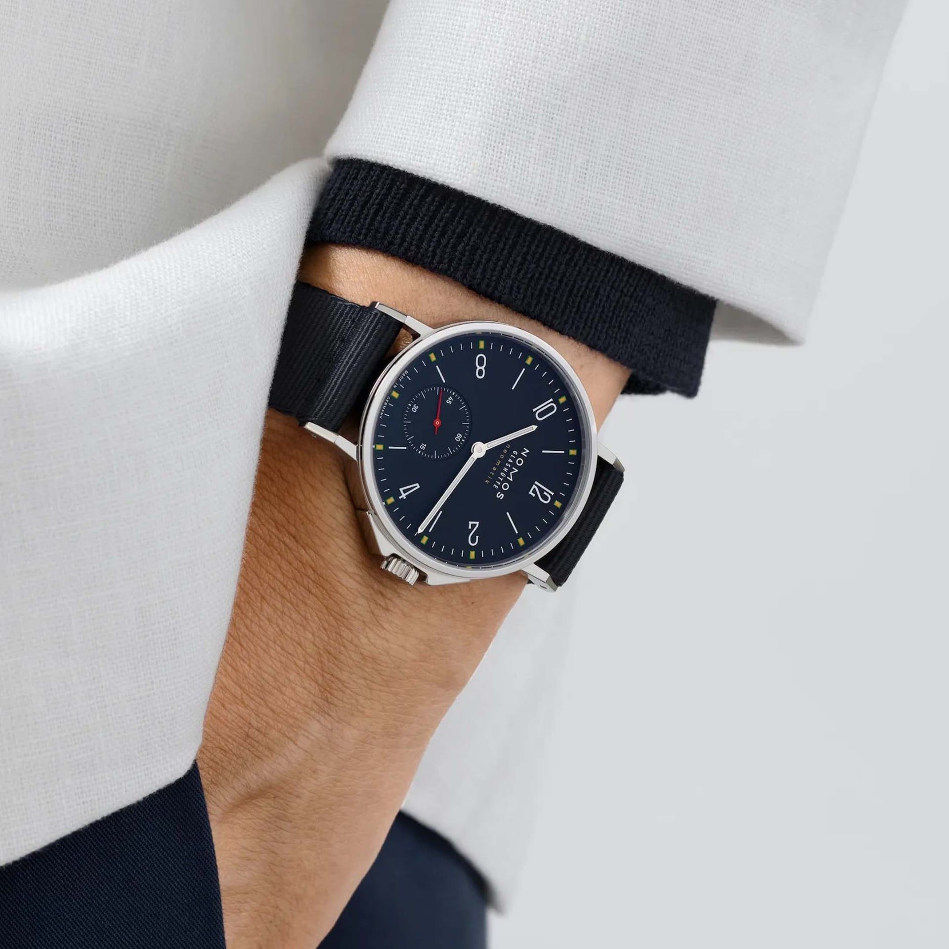 NOMOS Glashütte Ahoi Neomatik Atlantico 36,3 MM 567
