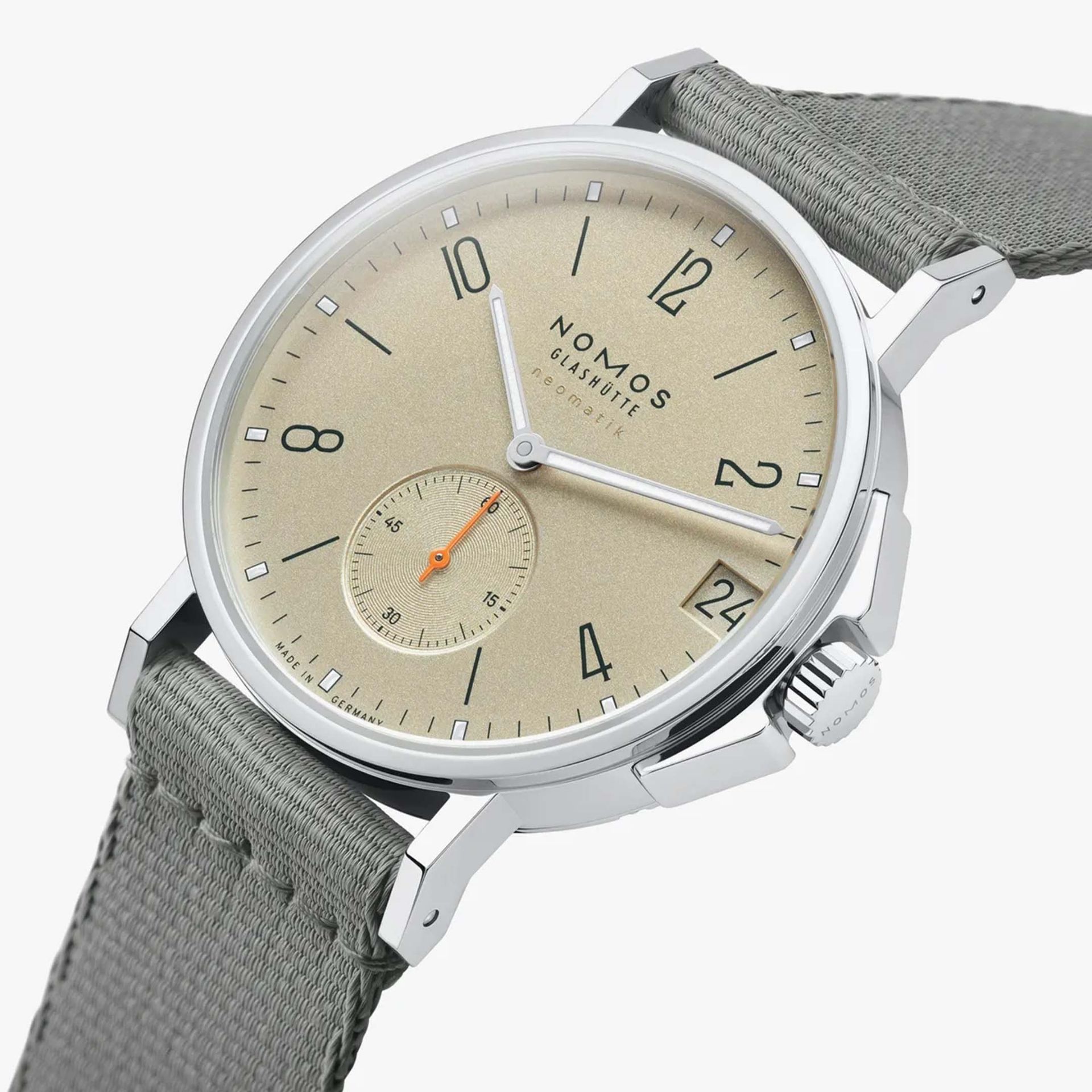 NOMOS Glashütte Ahoi Neomatik 38 Data Sabbia 38,5 MM 517