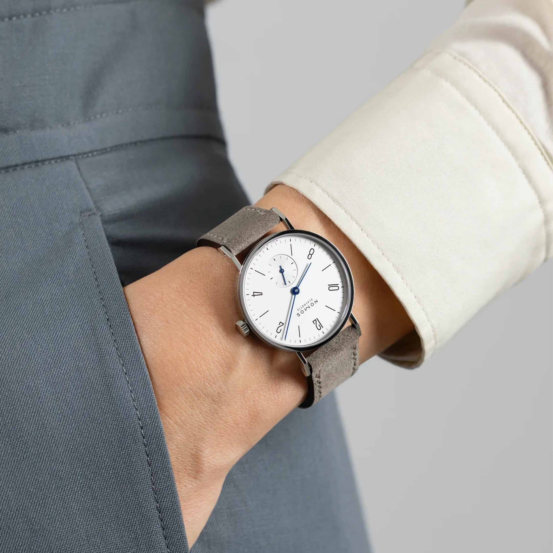 NOMOS Glashütte Tangente 33 32,8 MM 122