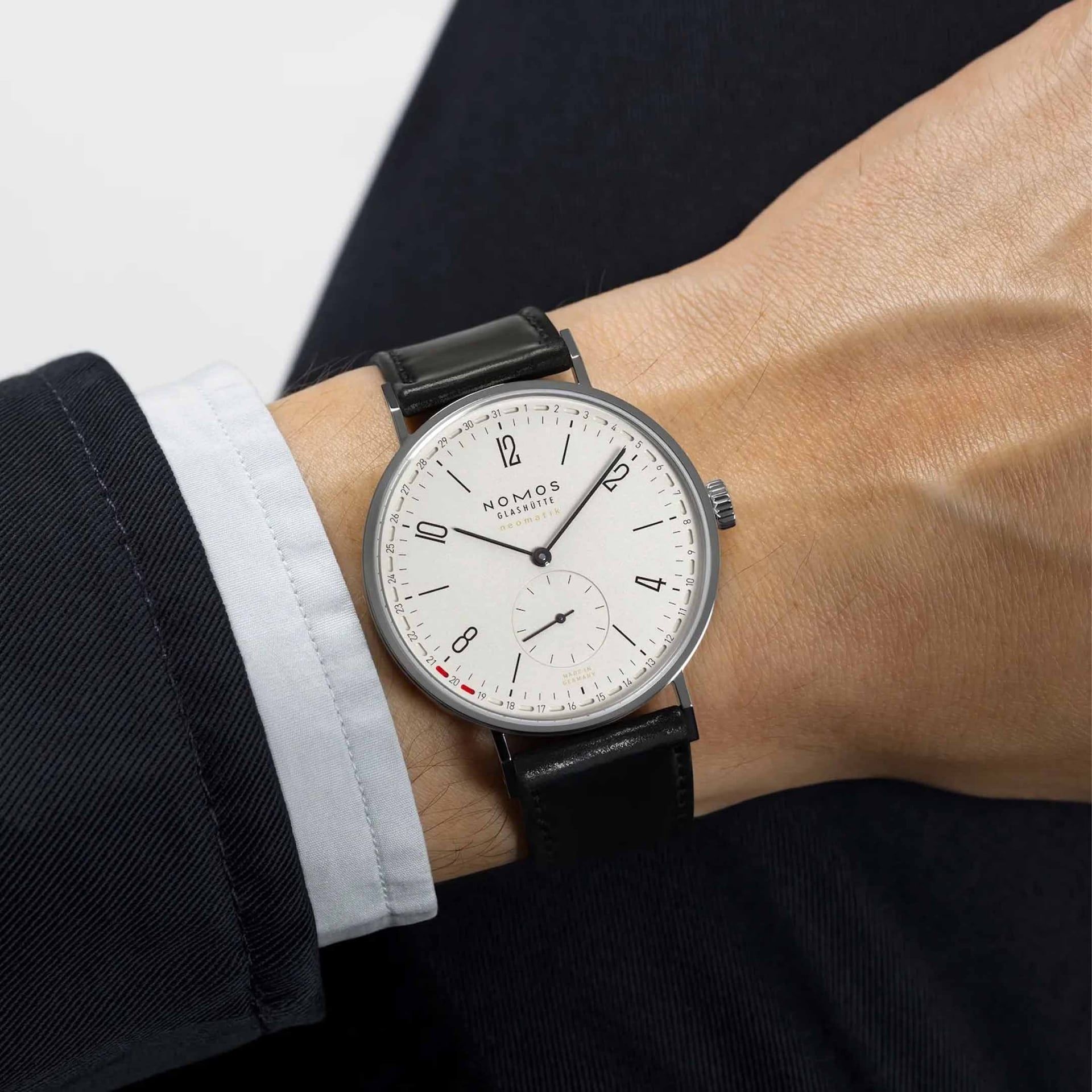 NOMOS Glashütte Tangente Neomatik 41 Update 40.5 MM 180