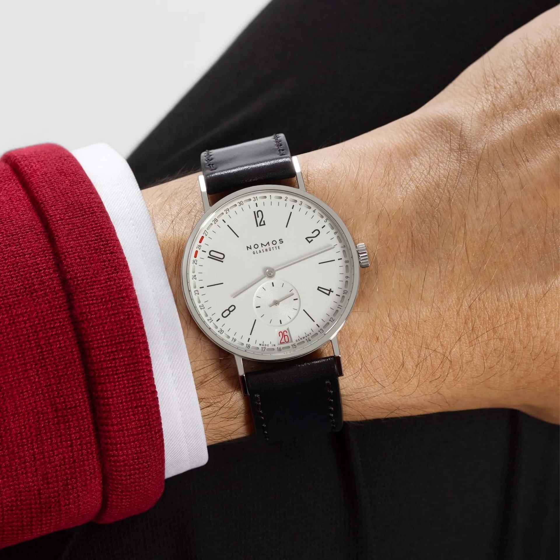 NOMOS Glashütte Tangente 2date 37,5 MM 135