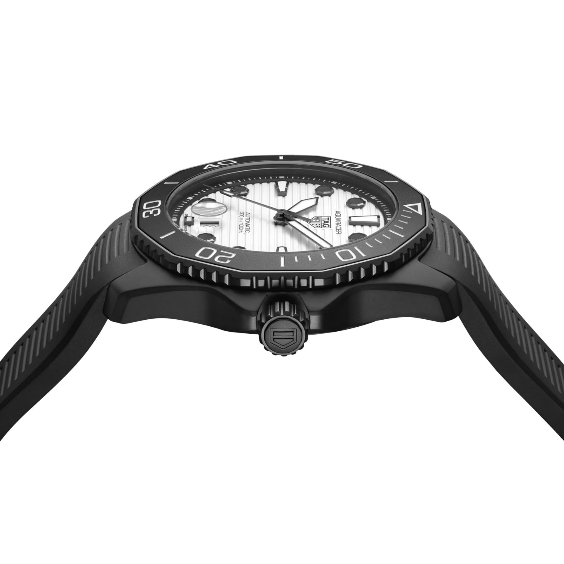 TAG HEUER Aquaracer Professional 300 Date 43 MM WBP201D.FT6197