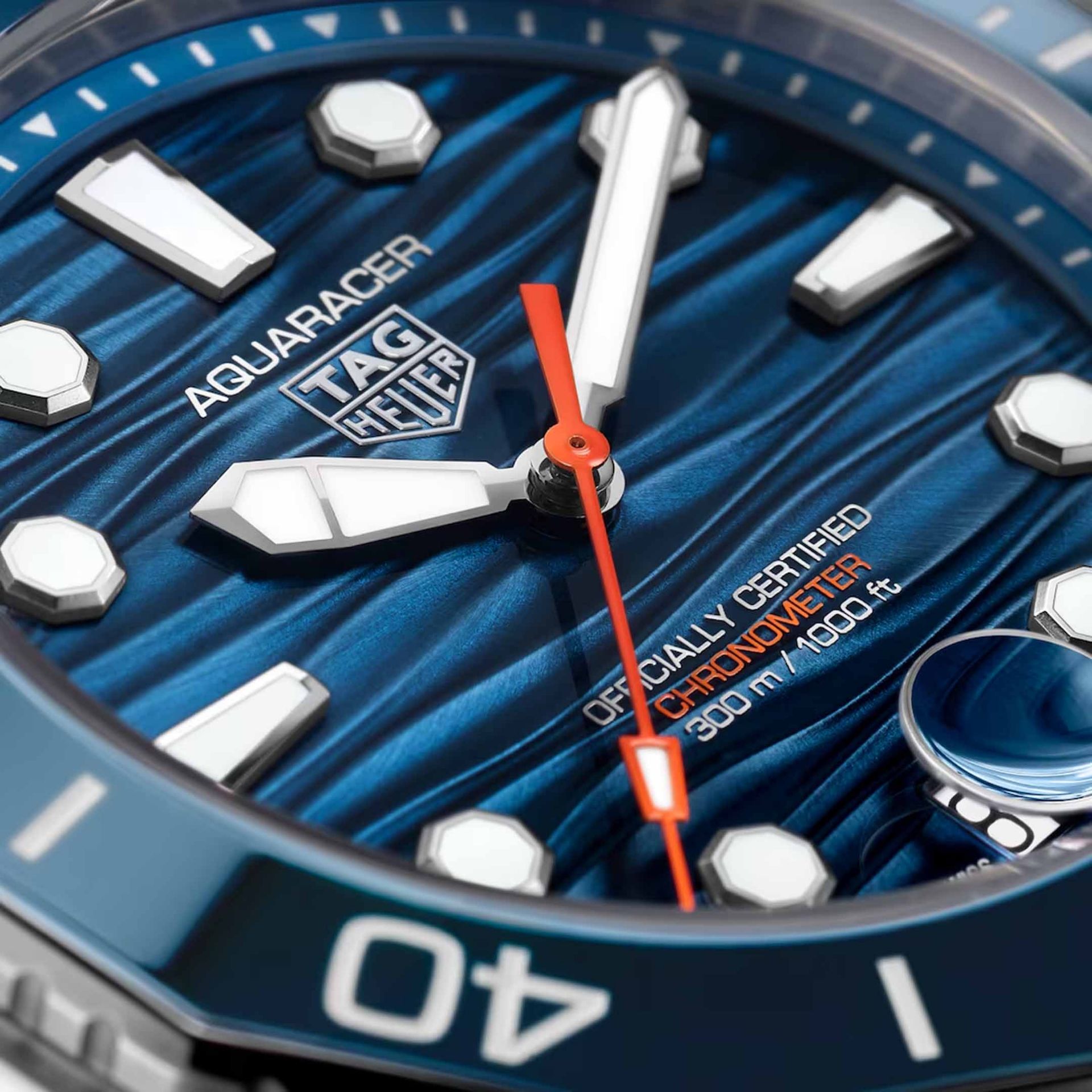TAG HEUER Aquaracer Professional 300 Date 42 MM WBP5111.FT6259