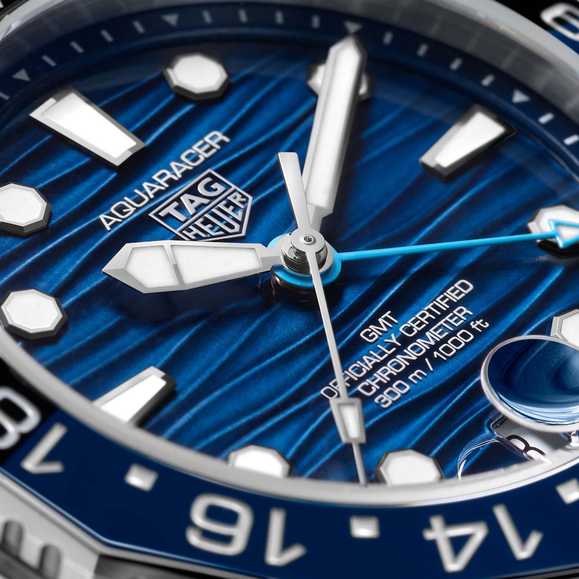 TAG HEUER Aquaracer Professional 300 Date GMT 42 MM WBP5114.FT6259