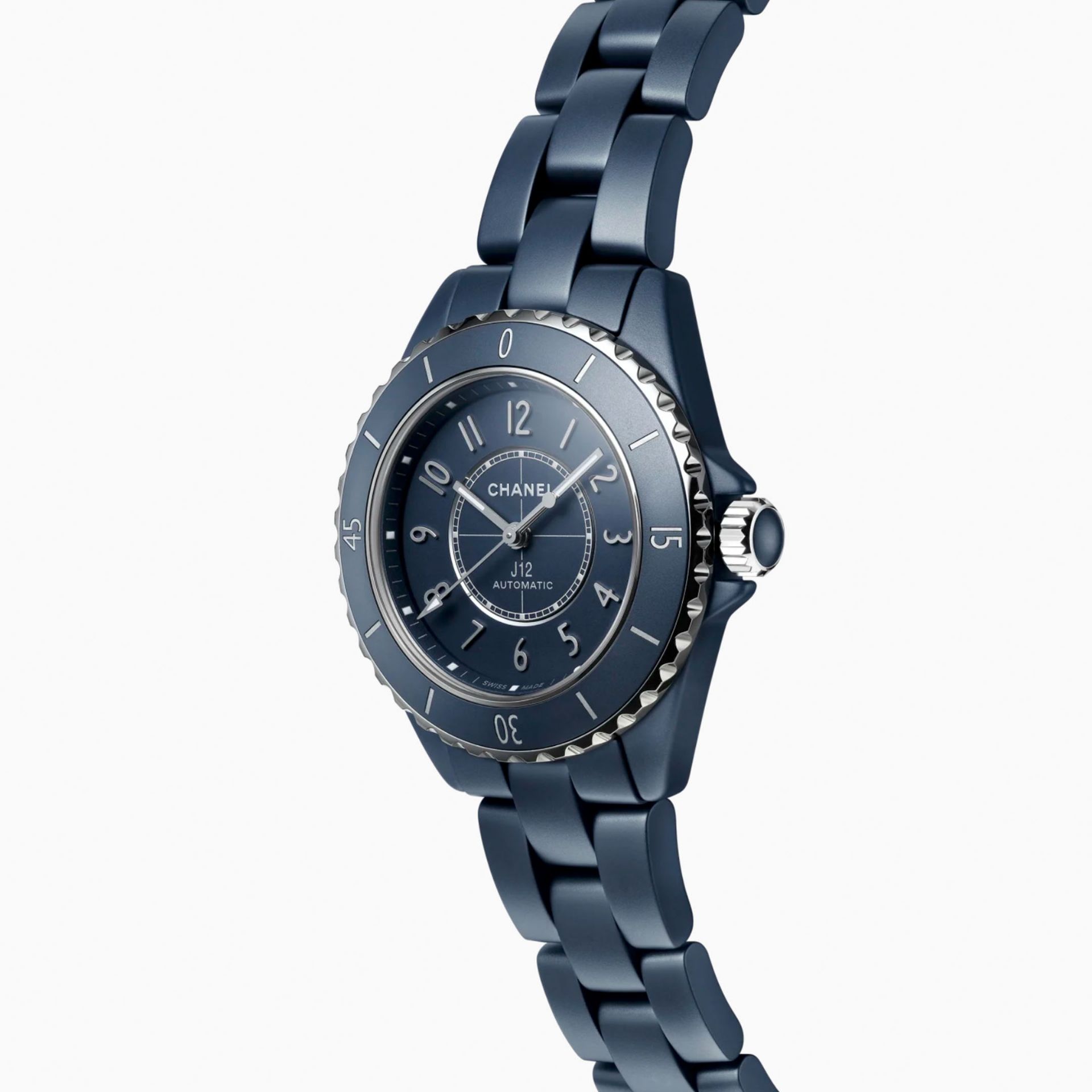 CHANEL J12 Calibro 12.2 33 MM H11683