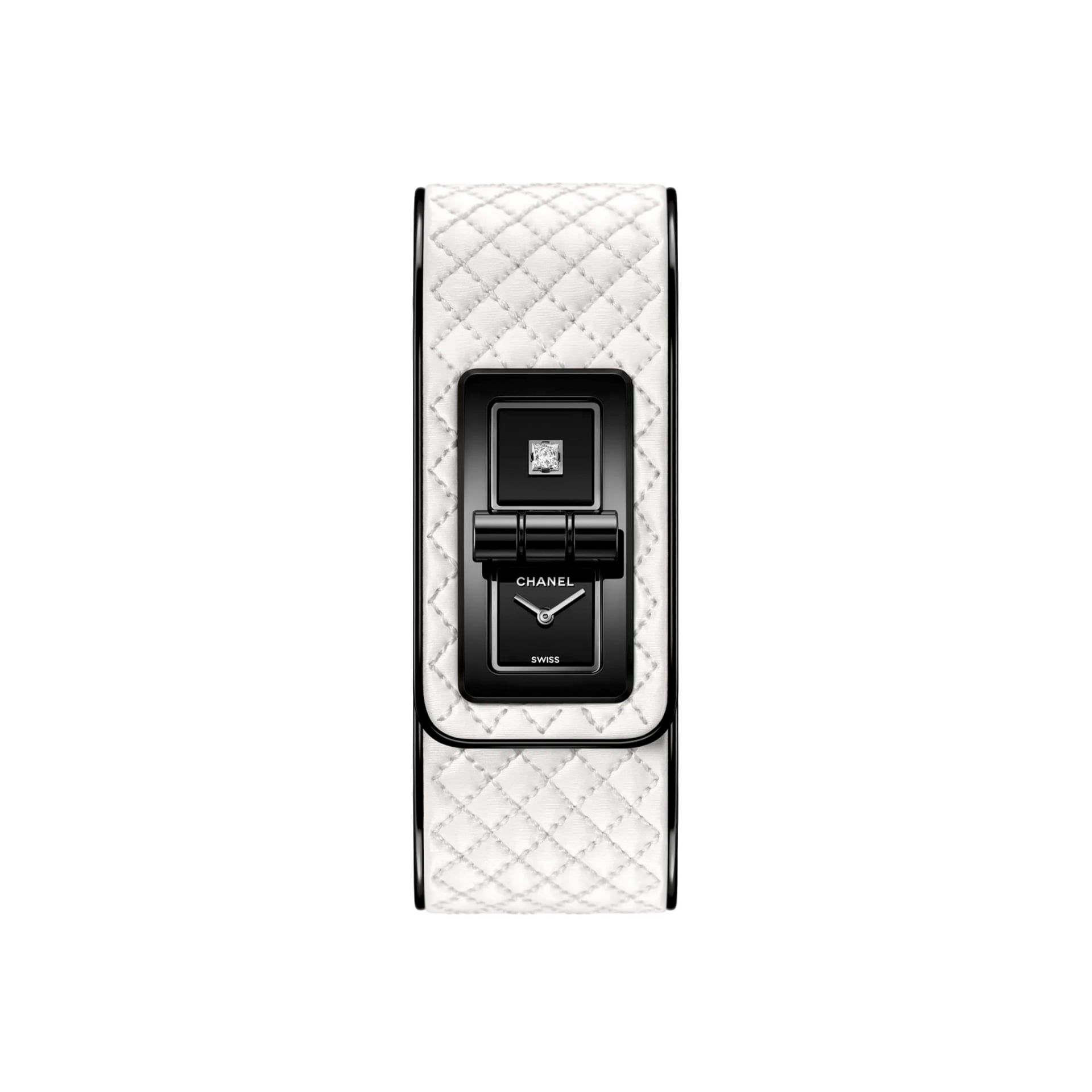 CHANEL Code Coco Game 25 X 39,3 MM H11097
