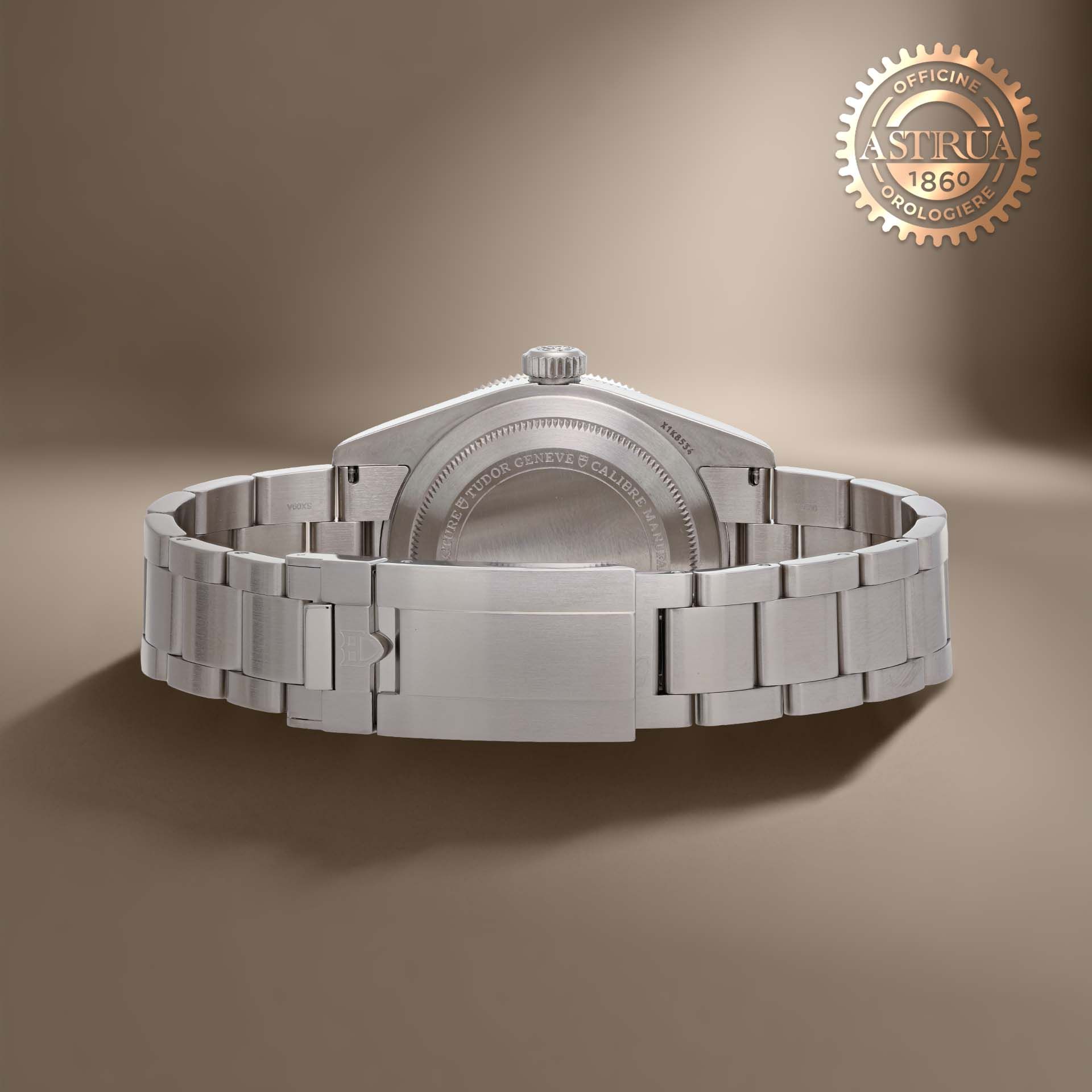 TUDOR Black Bay 68 43 MM M7943A1A0NU-0002