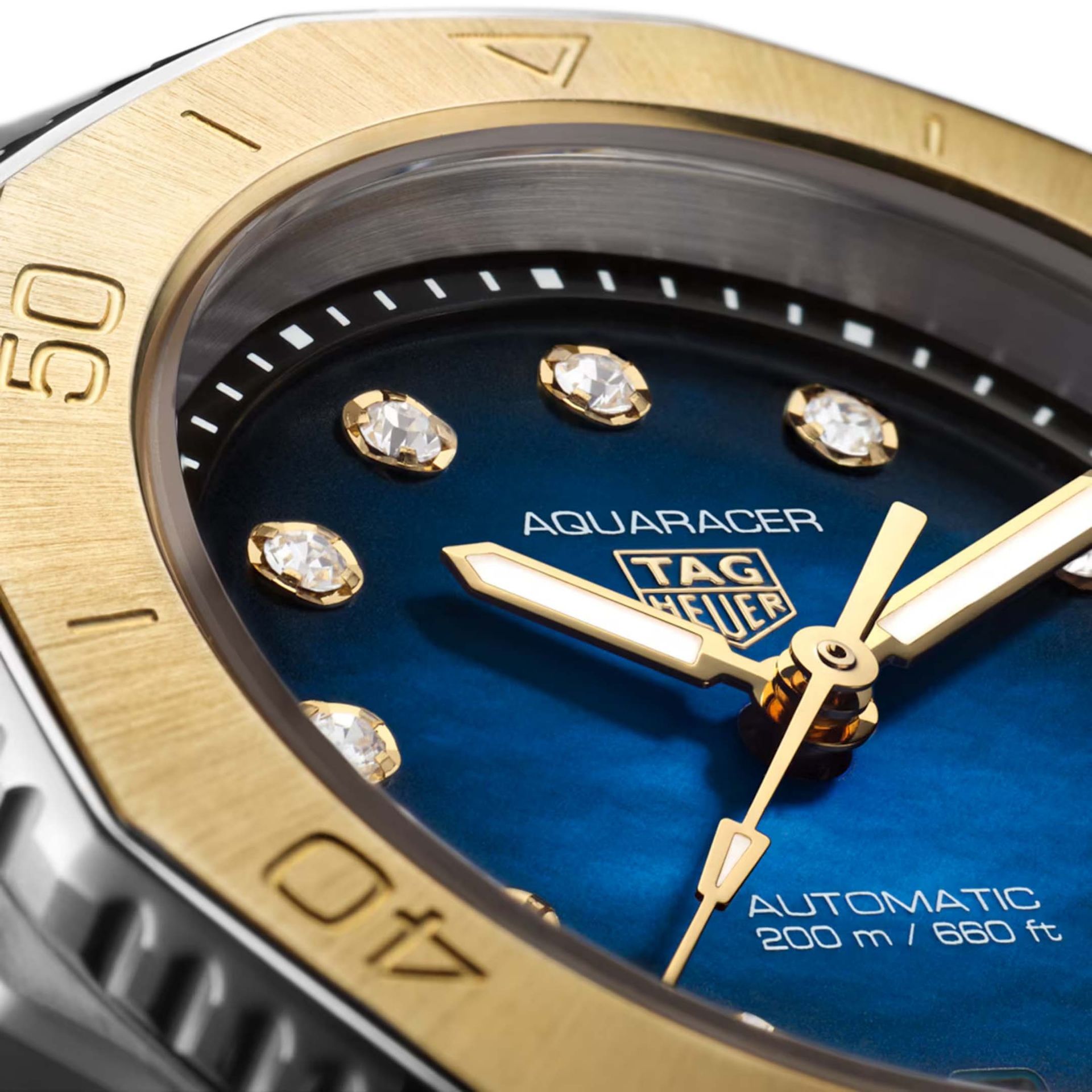 TAG HEUER Aquaracer Professional 200 Date 30 MM WBP2450.BA0622