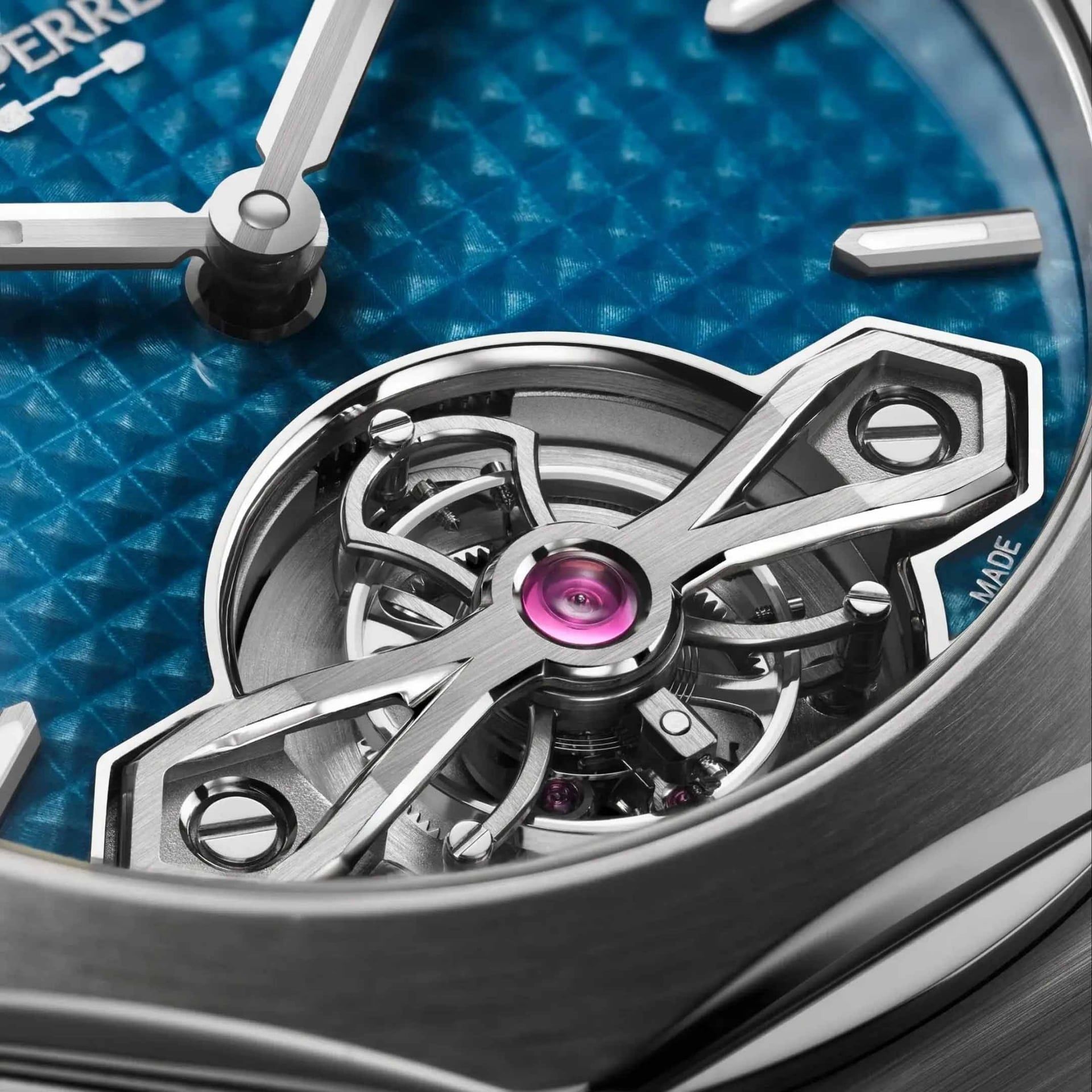 GIRARD PERREGAUX Laureato Fifty Tourbillon Micro-rotor 39 MM 99116-11-3528-1CM