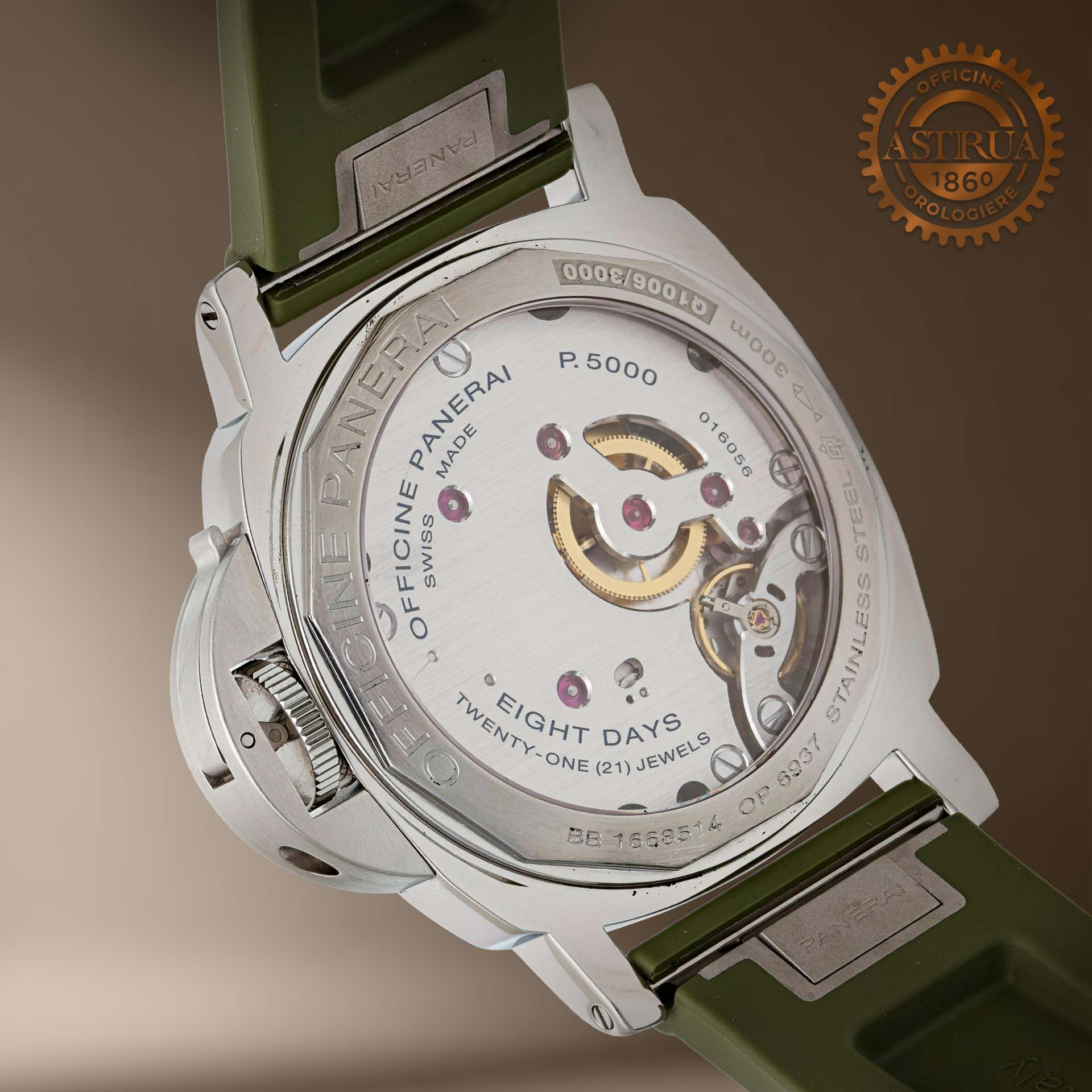 PANERAI Luminor Base 44 MM PAM00560