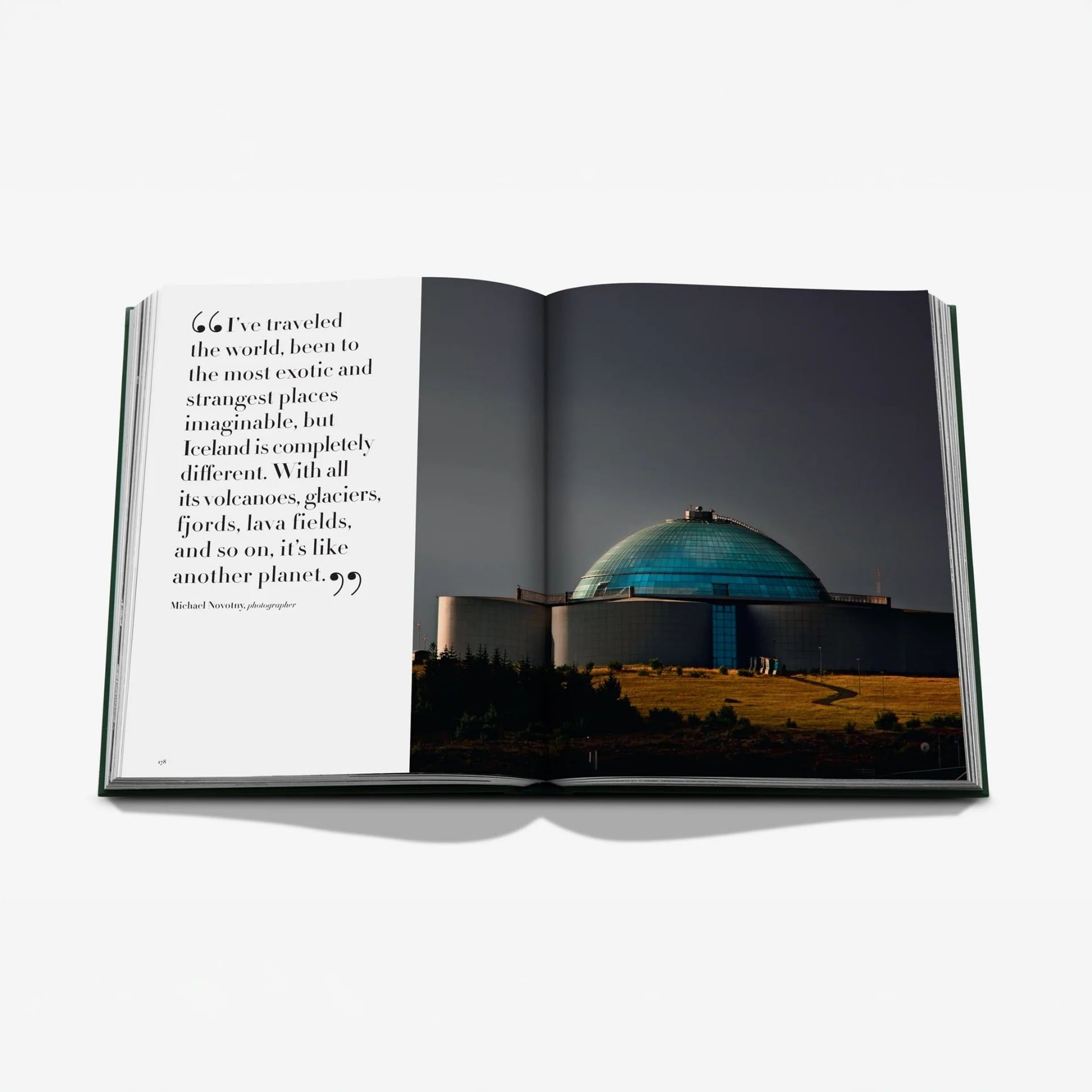 ASSOULINE Libro Iceland Epic 25 x 3 x H 33 CM 9781649804471