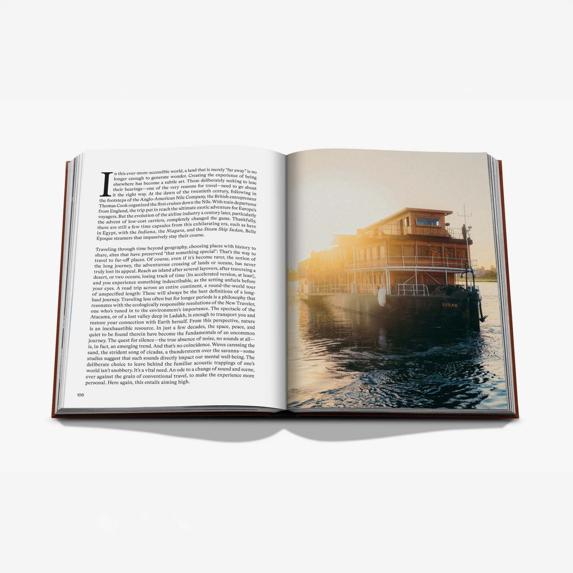 ASSOULINE Libro Voyageurs Du Monde: A Manifesto for the New Traveler 25 x 4 x H 33 CM 9781649807298
