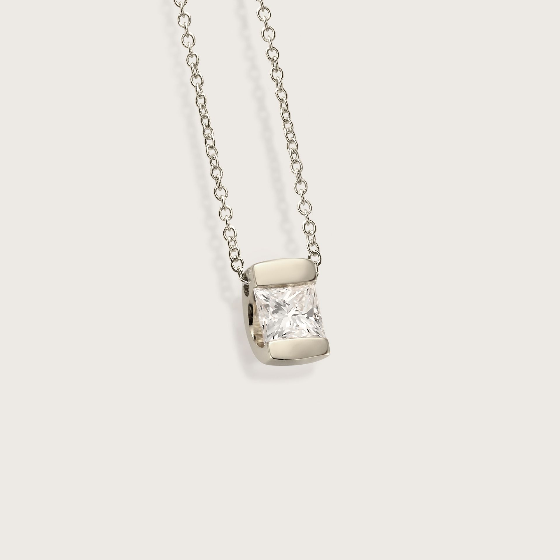 ASTRUA Ciondolo Petali, Oro Bianco, Diamante PE99P-DB2