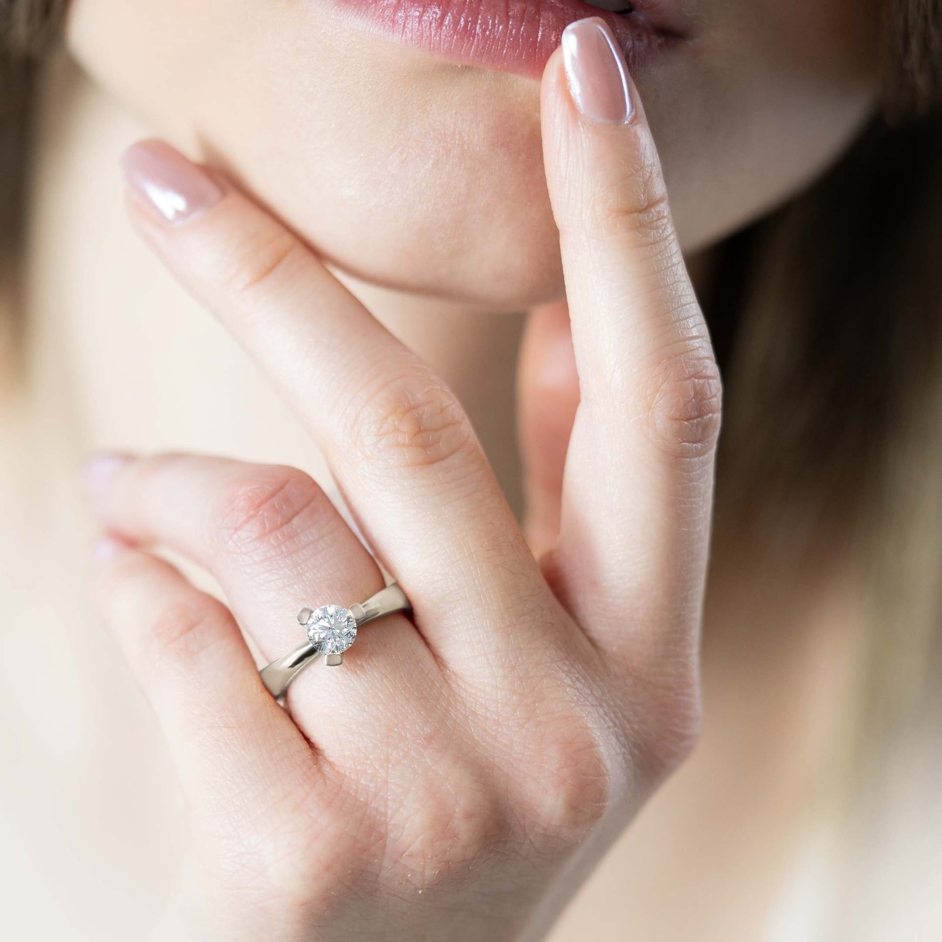 ASTRUA Anello Luce, Oro Bianco, Diamante L19DB.3