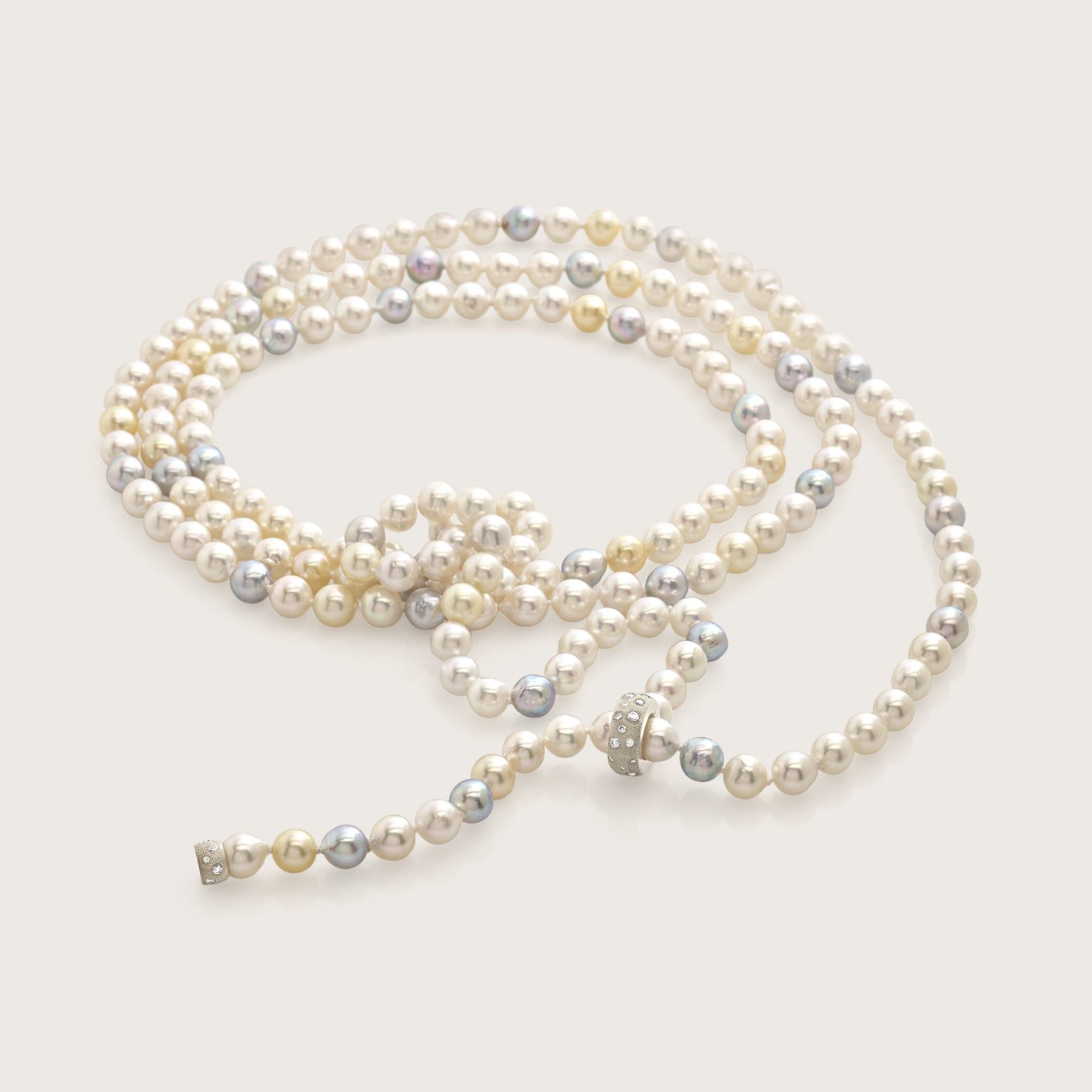 ASTRUA Collana Diva, Perle Akoya, Oro Bianco, Diamanti DI69KTMORPD-P4AK8,5-9