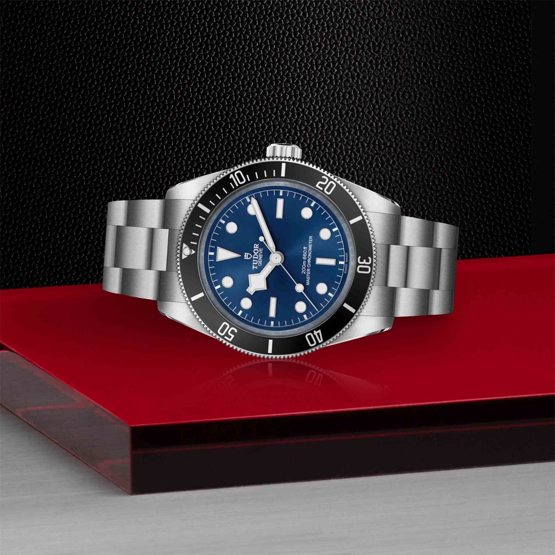 TUDOR Black Bay 68 43 MM M7943A1A0NU-0001