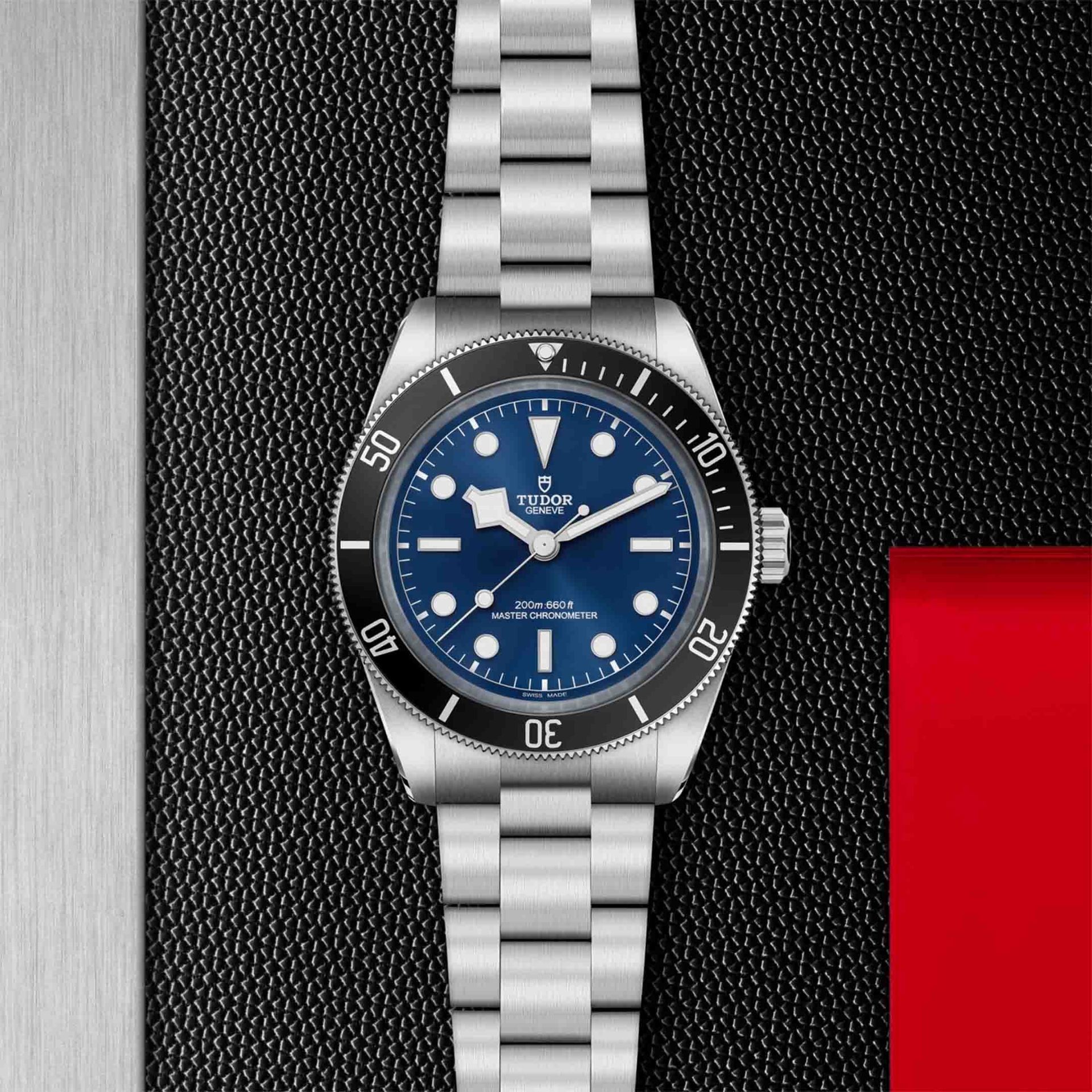 TUDOR Black Bay 68 43 MM M7943A1A0NU-0001