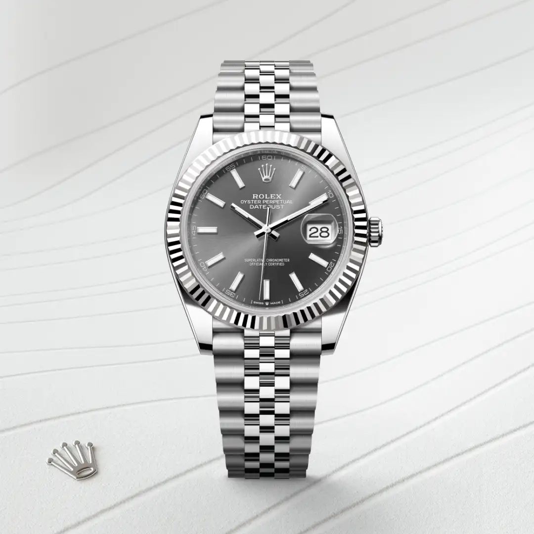 Rolex Datejust 41 in Acciaio Oystersteelcon “Pavé madreperla farfalle”, lunetta Bombata, bracciale Acciaio Oystersteel