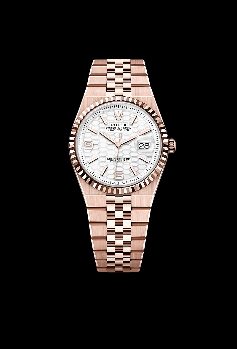 Rolex Land-Dweller 36 in Oystersteelcon “Butterfly mother-of-pearl pavé”, lunetta Domed, bracciale Oystersteel