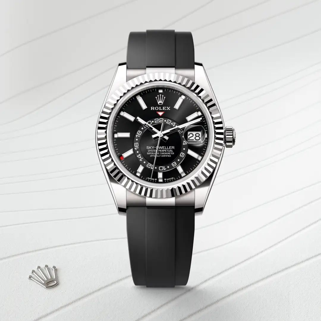 Rolex Sky-Dweller in Oystersteelcon “Butterfly mother-of-pearl pavé”, lunetta Domed, bracciale Oystersteel