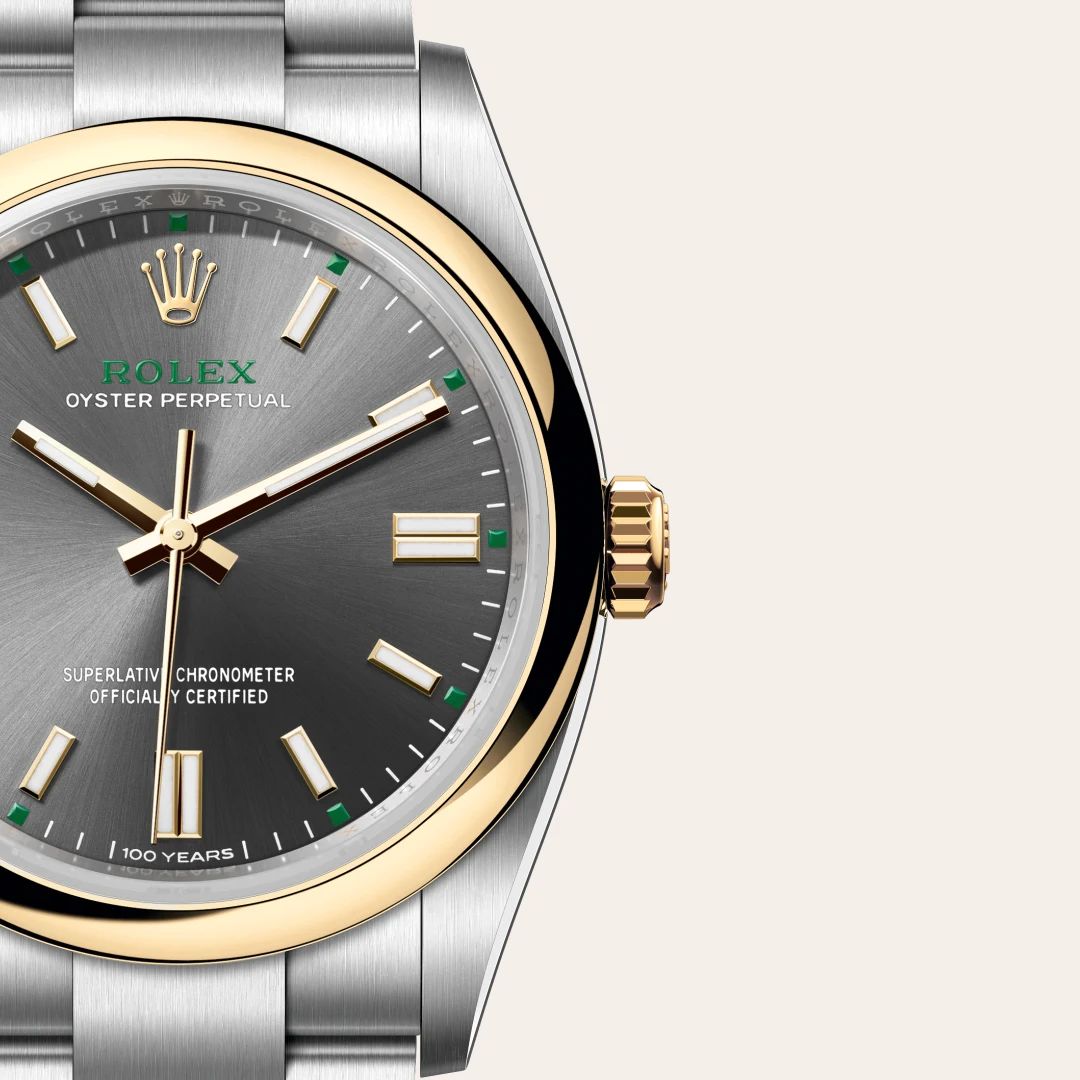 Rolex Oyster Perpetual 36 in Acciaio Oystersteelcon “Pavé madreperla farfalle”, lunetta Bombata, bracciale Acciaio Oystersteel