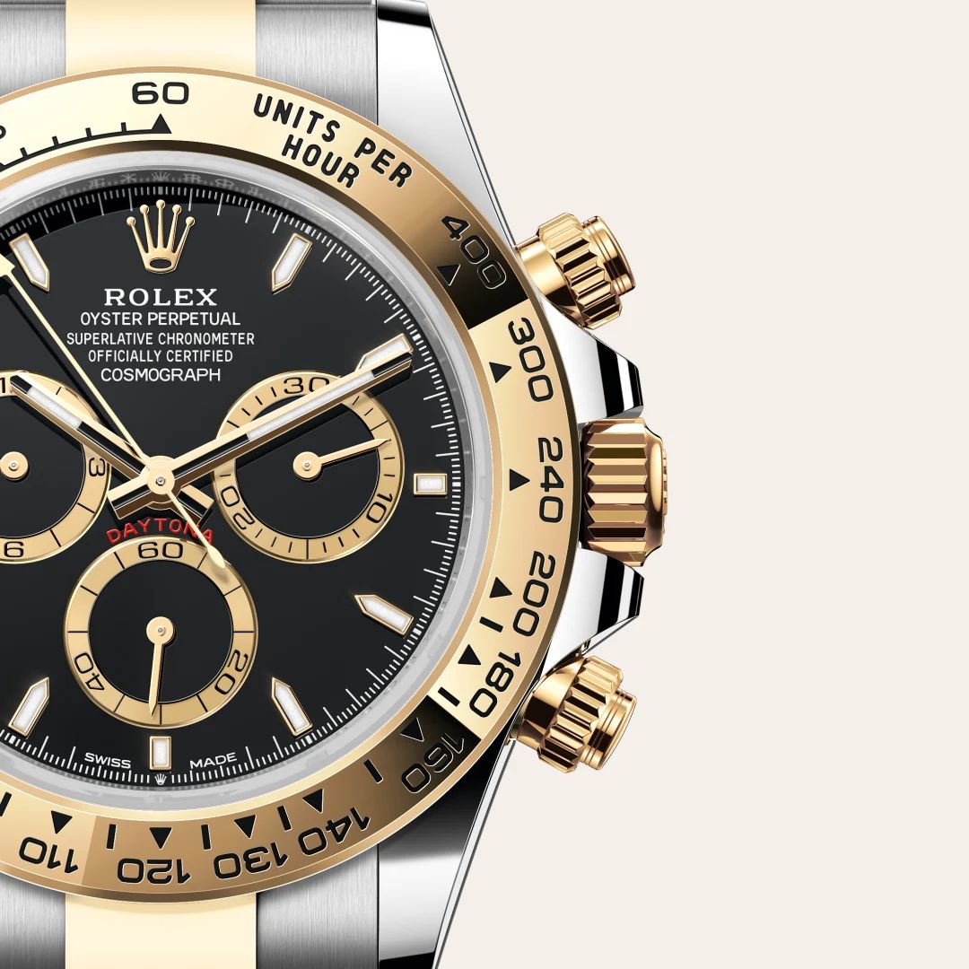 Rolex Cosmograph Daytona in Acciaio Oystersteelcon “Pavé madreperla farfalle”, lunetta Bombata, bracciale Acciaio Oystersteel