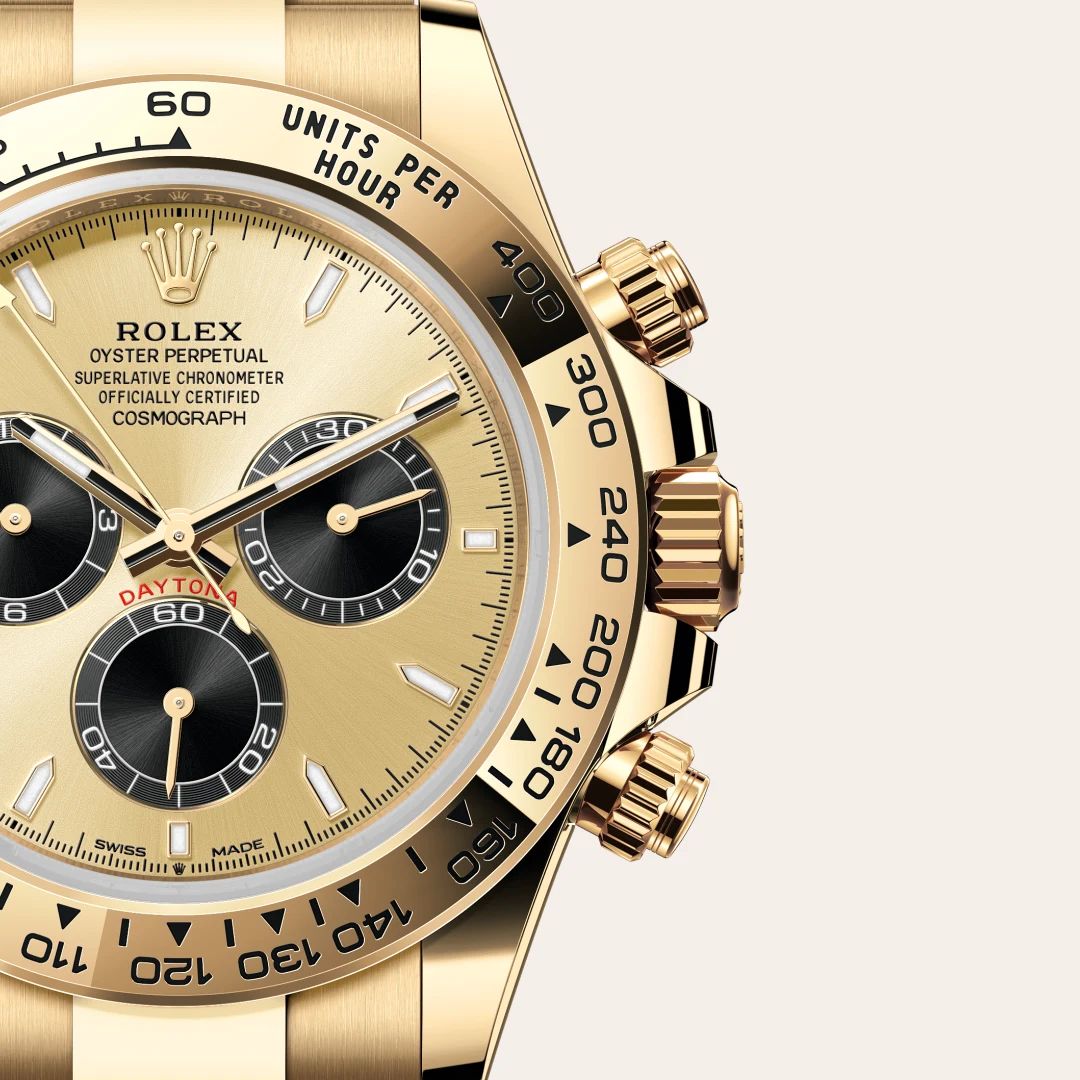 Rolex Cosmograph Daytona in Oystersteelcon “Butterfly mother-of-pearl pavé”, lunetta Domed, bracciale Oystersteel