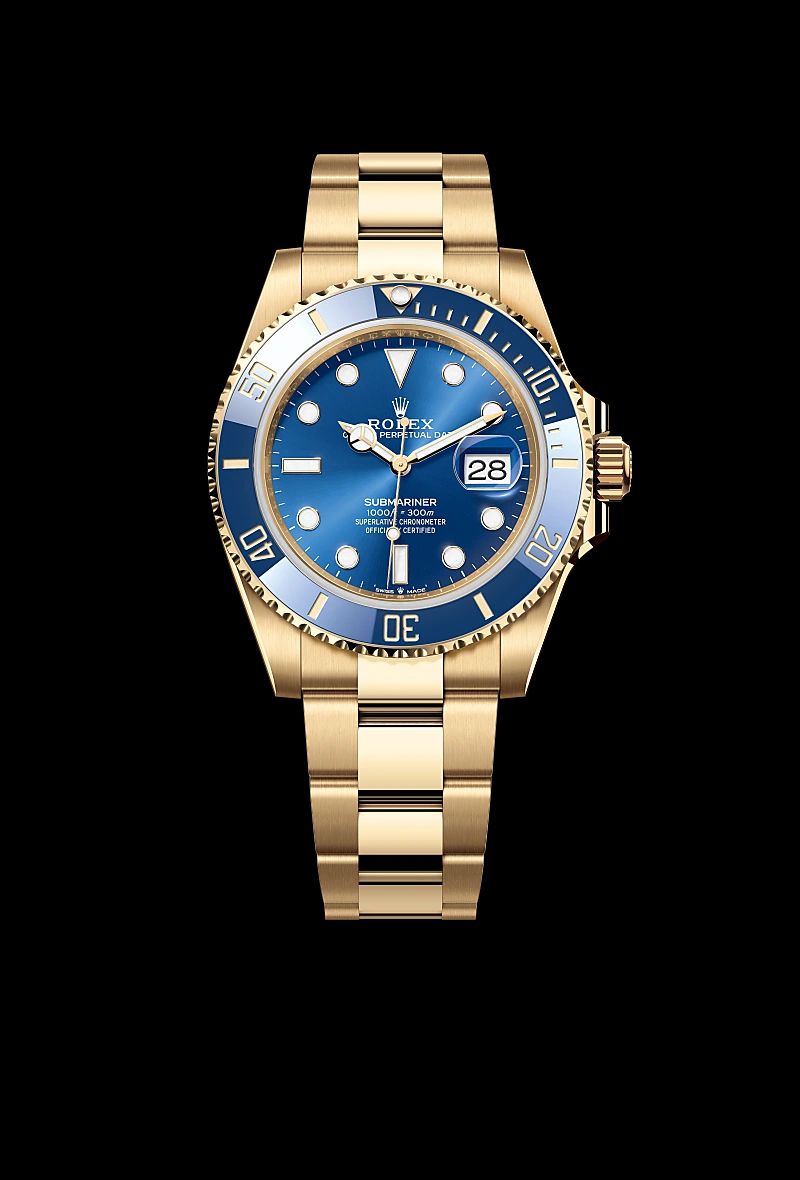 Rolex Submariner Date in Oystersteelcon “Butterfly mother-of-pearl pavé”, lunetta Domed, bracciale Oystersteel