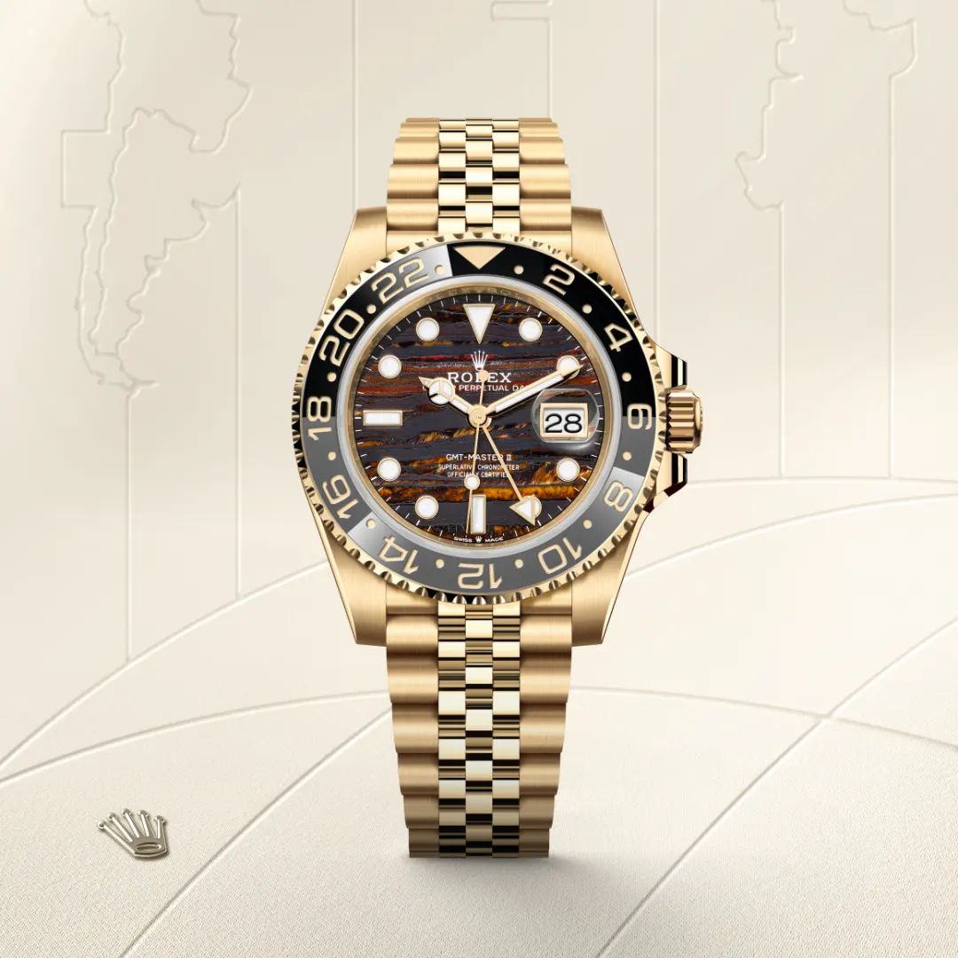 Rolex GMT-Master II in Acciaio Oystersteelcon “Pavé madreperla farfalle”, lunetta Bombata, bracciale Acciaio Oystersteel