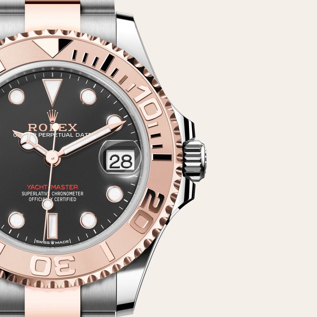 Rolex Yacht-Master 37 in Acciaio Oystersteelcon “Pavé madreperla farfalle”, lunetta Bombata, bracciale Acciaio Oystersteel