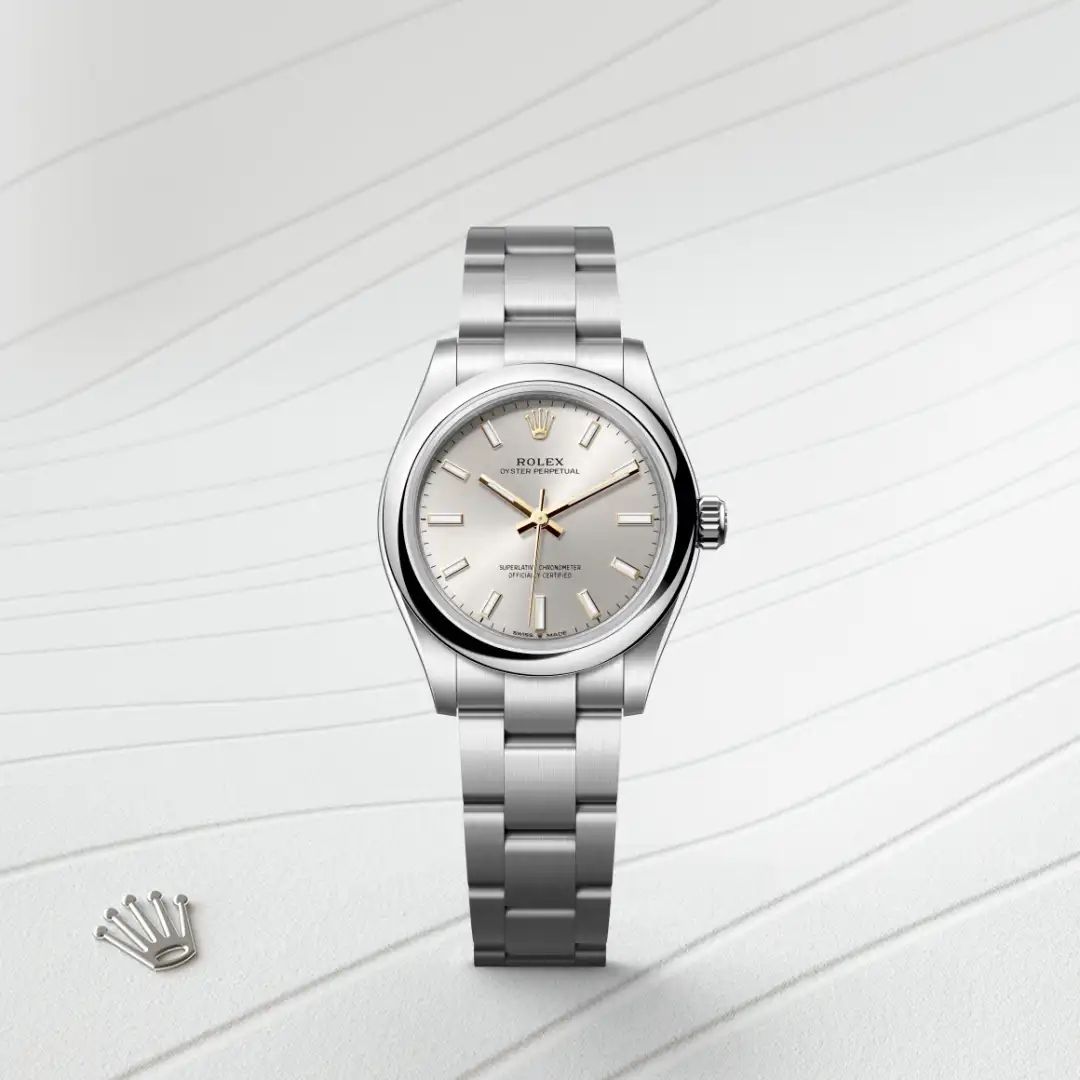 Rolex Oyster Perpetual 31 in Acciaio Oystersteelcon “Pavé madreperla farfalle”, lunetta Bombata, bracciale Acciaio Oystersteel