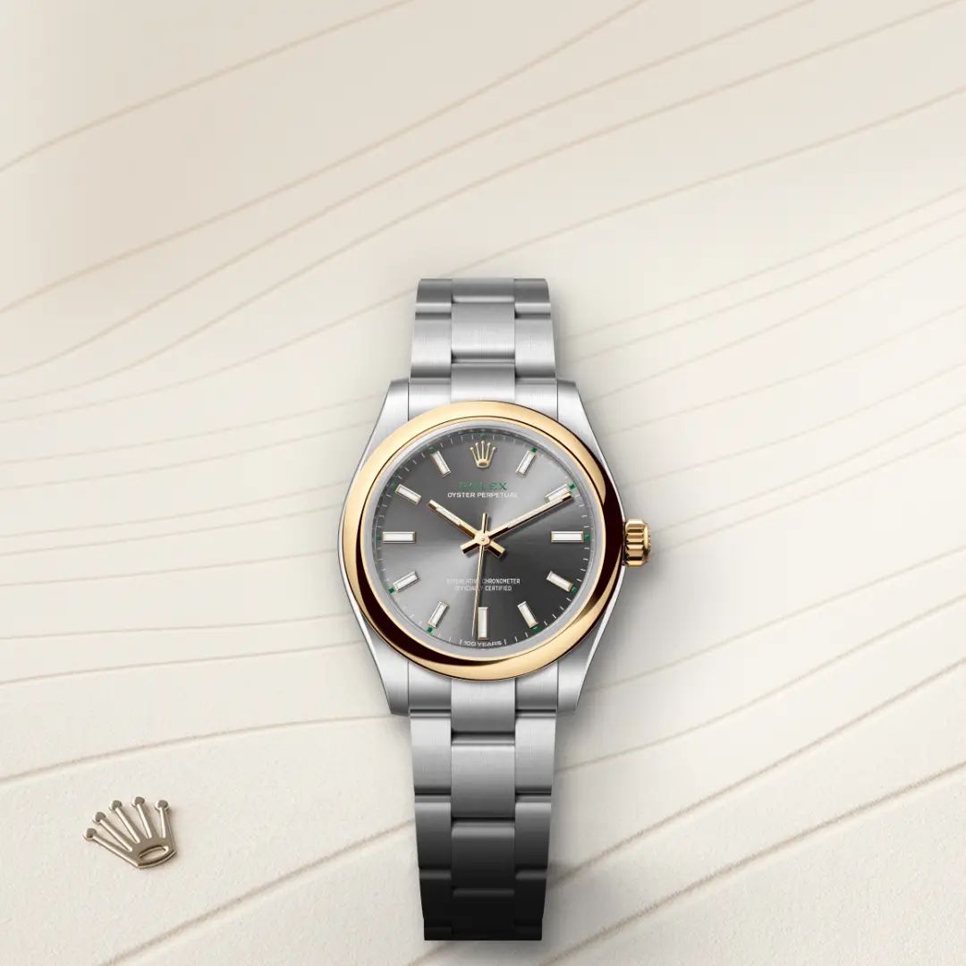 Rolex Oyster Perpetual 31 in Acciaio Oystersteelcon “Pavé madreperla farfalle”, lunetta Bombata, bracciale Acciaio Oystersteel