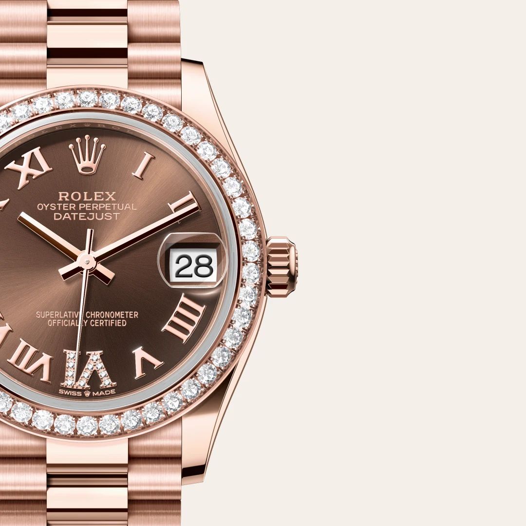 Rolex Datejust 31 in Acciaio Oystersteelcon “Pavé madreperla farfalle”, lunetta Bombata, bracciale Acciaio Oystersteel