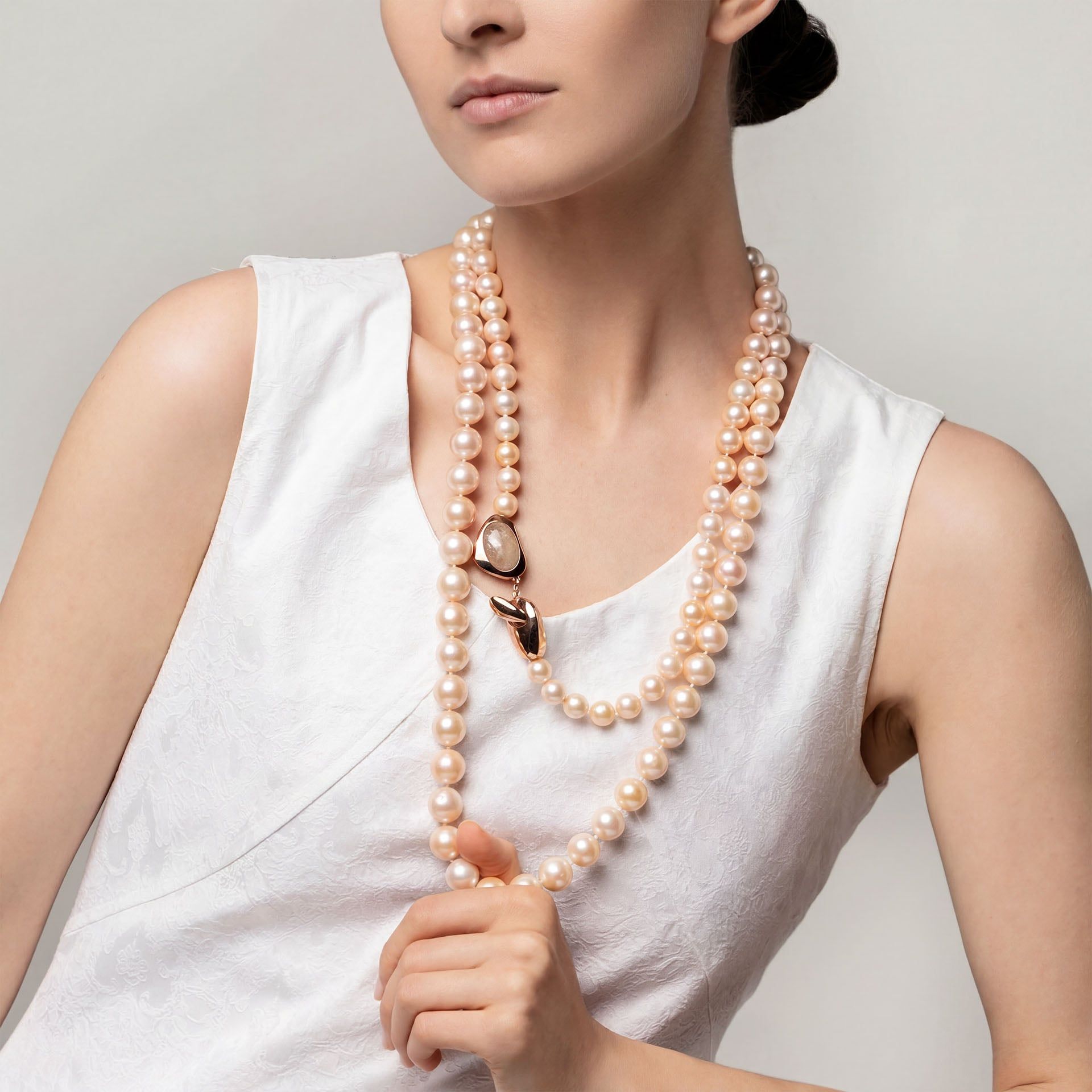 ASTRUA Collana Diva, Perle Freshwater, Oro Rosa, Zaffiro MI49KTRZ