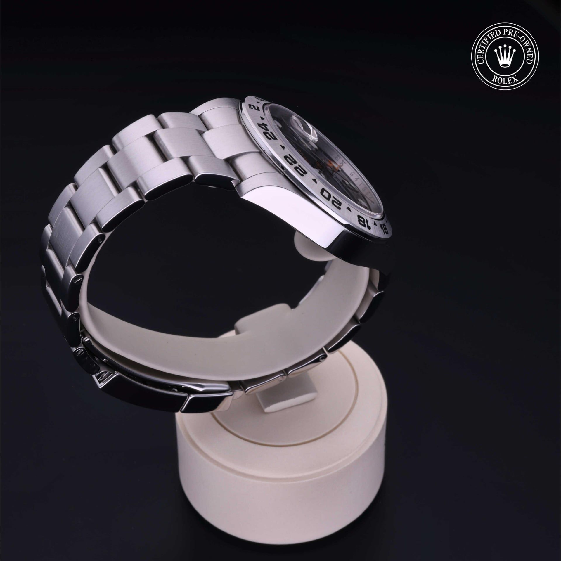 Rolex Explorer II 42 mm 216570