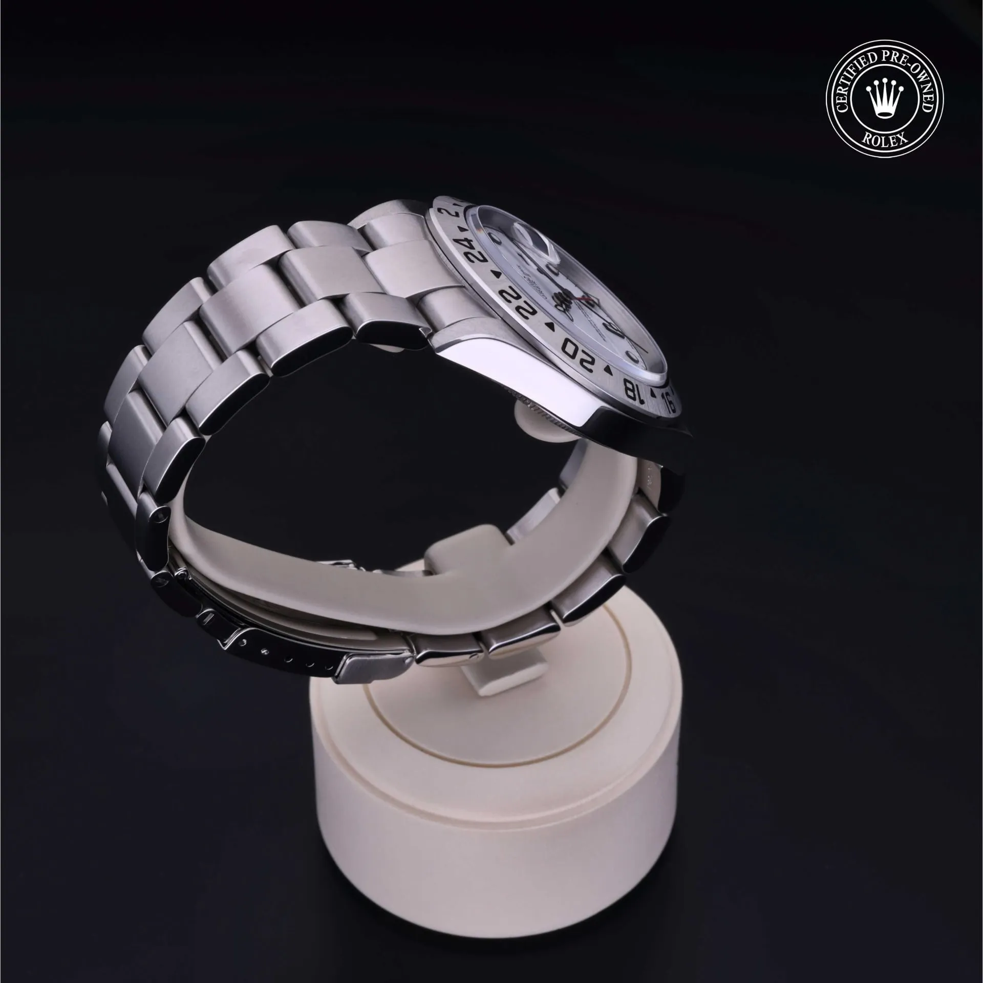 Rolex Explorer II 40 mm 16570